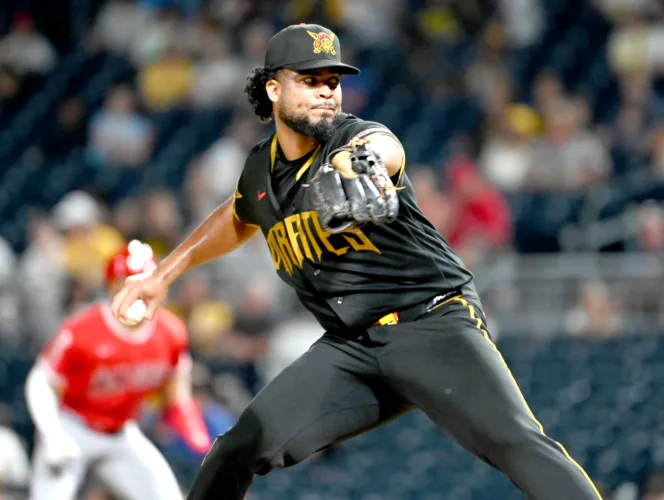 Jones, Mangum lead Pirates to 1-0 win over Angels